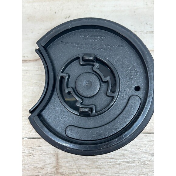 2012 Starbucks Quilted White Porcelain Coffee Travel Mug 10 Fl Oz With Lid - Picture 10 of 11